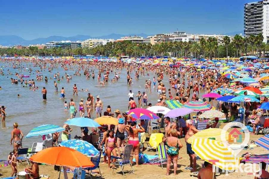 Carlos V Salou Buitenkant foto